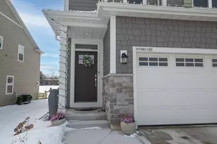 W73N1165 Augusta Ln, Cedarburg, WI 53012 - Photo 2