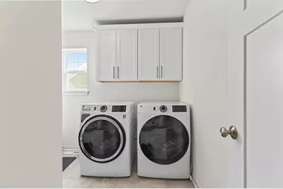 W73N1165  Augusta Ln, Cedarburg, WI 53012 - Photo 24