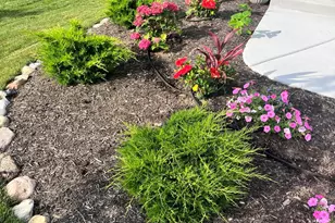 W73N1165 Augusta Ln, Cedarburg, WI 53012 - Photo 32