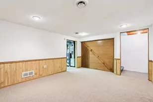 402 Highland Dr, Wales, WI 53183 - Photo 20