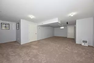 7179 W Rawson Ave, Franklin, WI 53132 - Photo 32