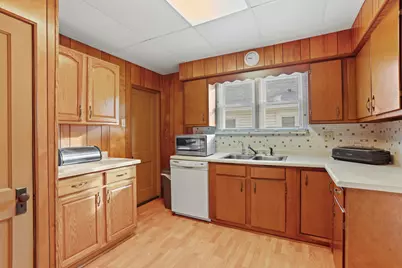 2418  71st St, Kenosha, WI 53143 - Photo 10