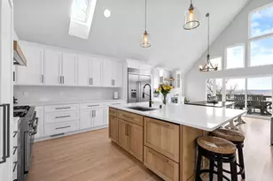 S107W34886 S Shr Dr, Eagle, WI 53149 - Photo 2