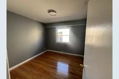 5709 N 78th St, Milwaukee, WI 53218 - Photo 10