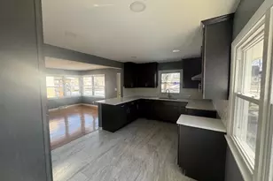 5709 N 78th St, Milwaukee, WI 53218 - Photo 8