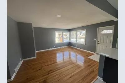 5709 N 78th St, Milwaukee, WI 53218 - Photo 4