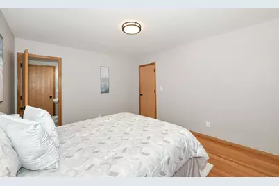 2207  Hamilton Ave, Racine, WI 53403 - Photo 16