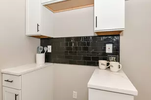 2426 N 55th St, Milwaukee, WI 53210 - Photo 16