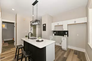 2426 N 55th St, Milwaukee, WI 53210 - Photo 14