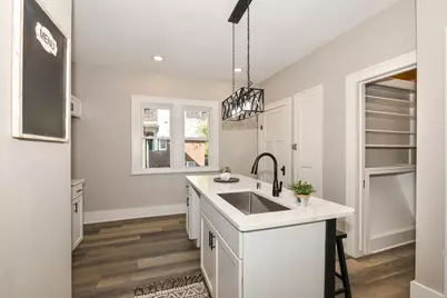 2426 N 55th St, Milwaukee, WI 53210 - Photo 12