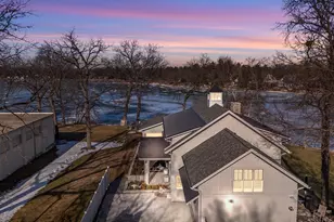 222 E Pleasant St, Oconomowoc, WI 53066 - Photo 34