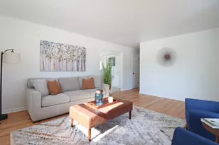 8267 N 52nd St, Brown Deer, WI 53223 - Photo 4