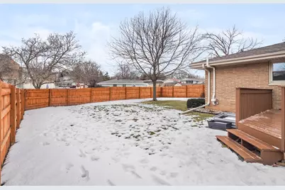 3326  Monarch Dr, Racine, WI 53406 - Photo 38