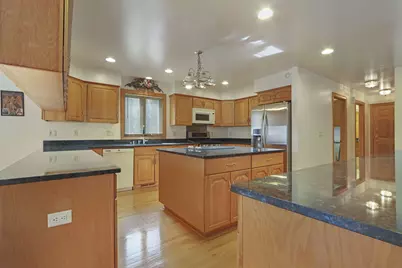1343  40th Ct, Kenosha, WI 53144 - Photo 10