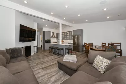 31  Abbey Villa Cir #D, Fontana, WI 53125 - Photo 16