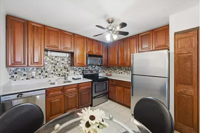 8539 N 107th St, Milwaukee, WI 53224 - Photo 10