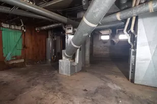 2462 N 46th St, Milwaukee, WI 53210 - Photo 22