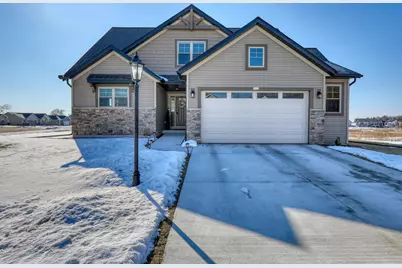 1721  Arthurs Pass, Oconomowoc, WI 53066 - Photo 36