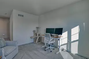 1721 Arthur's Pass, Oconomowoc, WI 53066 - Photo 22