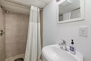 908 E Hampton Rd, Whitefish Bay, WI 53217 - Photo 22