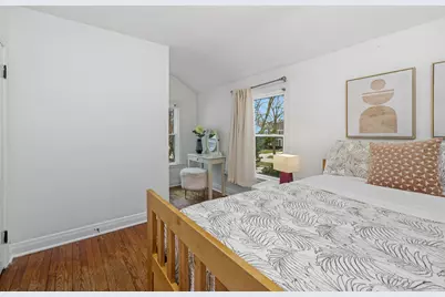 908 E Hampton Rd, Whitefish Bay, WI 53217 - Photo 16