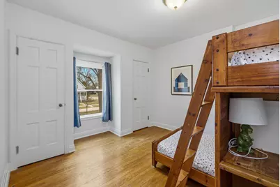 908 E Hampton Rd, Whitefish Bay, WI 53217 - Photo 18