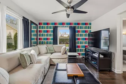 908 E Hampton Rd, Whitefish Bay, WI 53217 - Photo 12