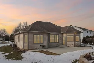 6748 S Yale Dr, Franklin, WI 53132 - Photo 64