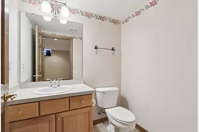 6748 S Yale Dr, Franklin, WI 53132 - Photo 28