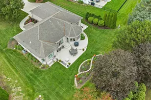 6748 S Yale Dr, Franklin, WI 53132 - Photo 42