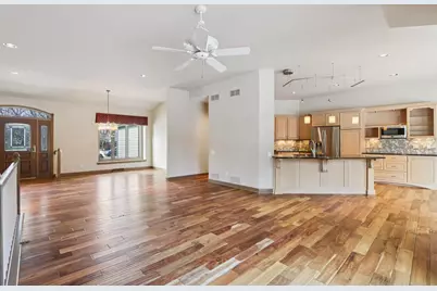 6748 S Yale Dr, Franklin, WI 53132 - Photo 22