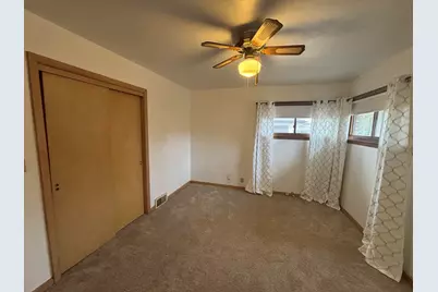 4209 N 71st St, Milwaukee, WI 53216 - Photo 10