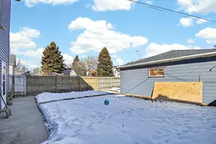 1826 Clayton Ave, Racine, WI 53404 - Photo 6