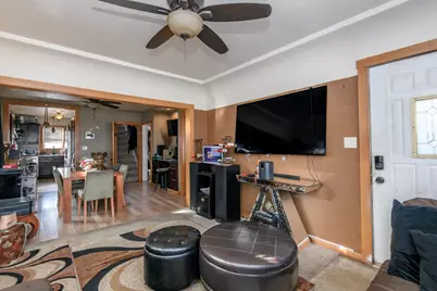 1749 S 69th St, West Allis, WI 53214 - Photo 4