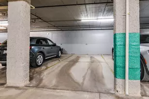 3710 N Oakland Ave, Shorewood, WI 53211 - Photo 14