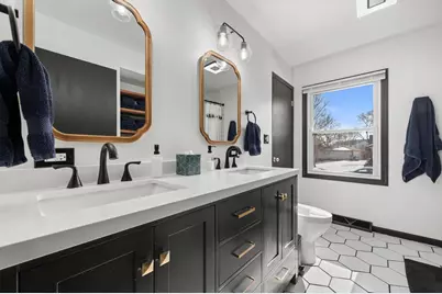 9308 W Goodrich Ave, Milwaukee, WI 53224 - Photo 12