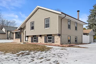 9308 W Goodrich Ave, Milwaukee, WI 53224 - Photo 30