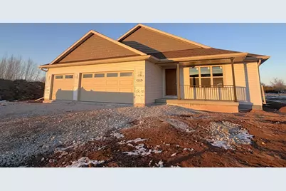 536  Bradley Ave, North Fond du Lac, WI 54937 - Photo 1