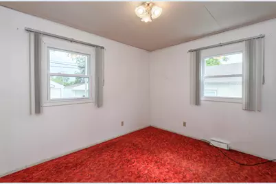 8220 W Keefe Ave, Milwaukee, WI 53222 - Photo 14