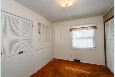 8220 W Keefe Ave, Milwaukee, WI 53222 - Photo 16