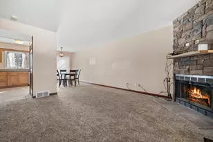 1523 Grandview Ct, Racine, WI 53139 - Photo 16