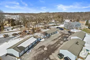 1523 Grandview Ct, Racine, WI 53139 - Photo 2