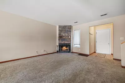 1523  Grandview Ct #4, Racine, WI 53139 - Photo 12