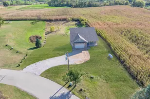 W1298 Floral Park Ln, Osceola, WI 53010 - Photo 36