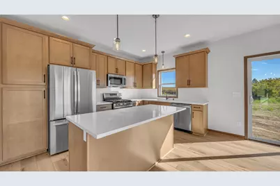 W1298  Floral Park Ln, Osceola, WI 53010 - Photo 8