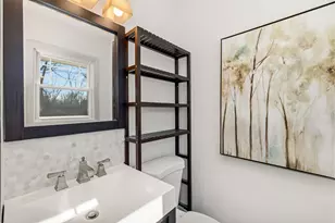 15613 W Riviera Dr, New Berlin, WI 53151 - Photo 8