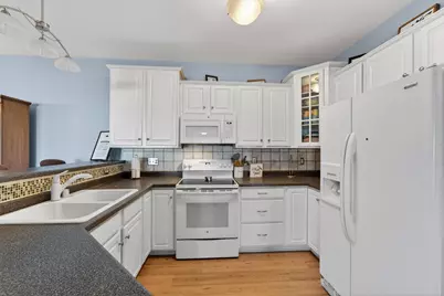 7009  53rd St #102, Kenosha, WI 53144 - Photo 10