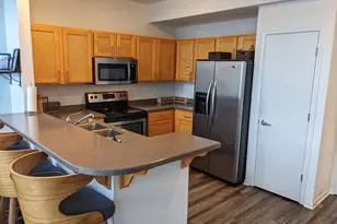 2121 S Kinnickinnic Ave, Milwaukee, WI 53207 - Photo 2