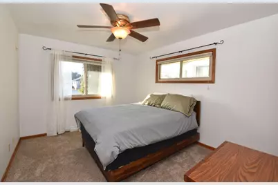 230 N 111th St, Wauwatosa, WI 53226 - Photo 12