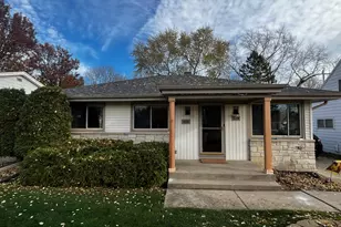 230 N 111th St, Wauwatosa, WI 53226 - Photo 38